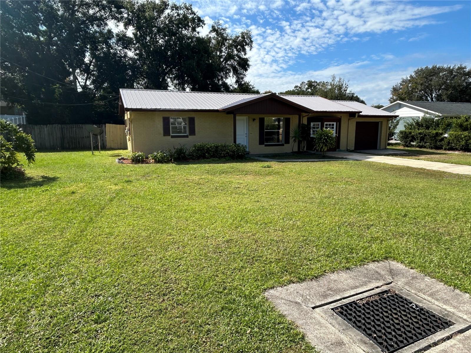 DEBARY DEV BUILDERS - Residential