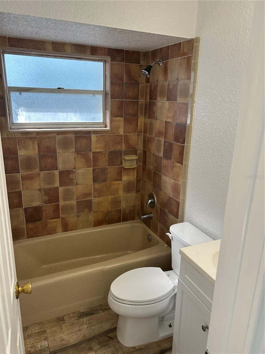 DEBARY DEV BUILDERS - Residential