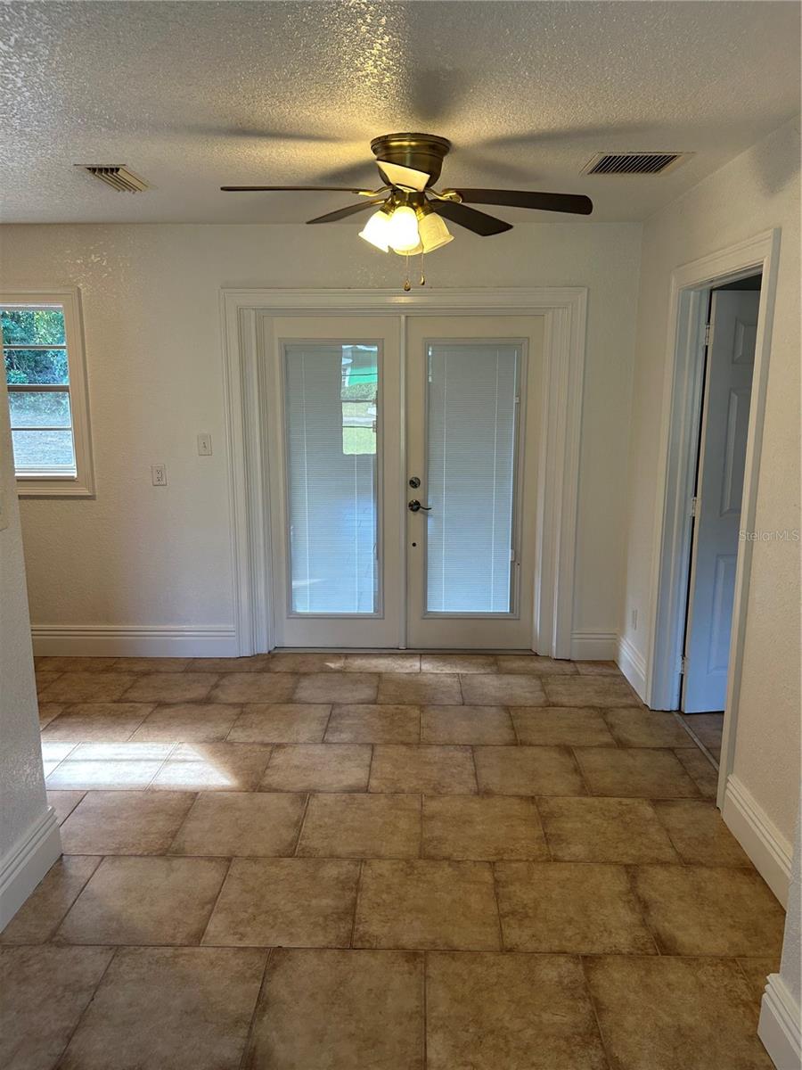 DEBARY DEV BUILDERS - Residential