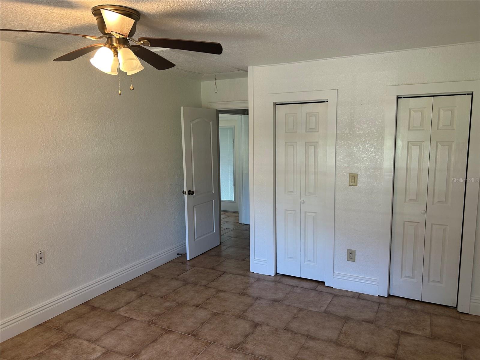 DEBARY DEV BUILDERS - Residential