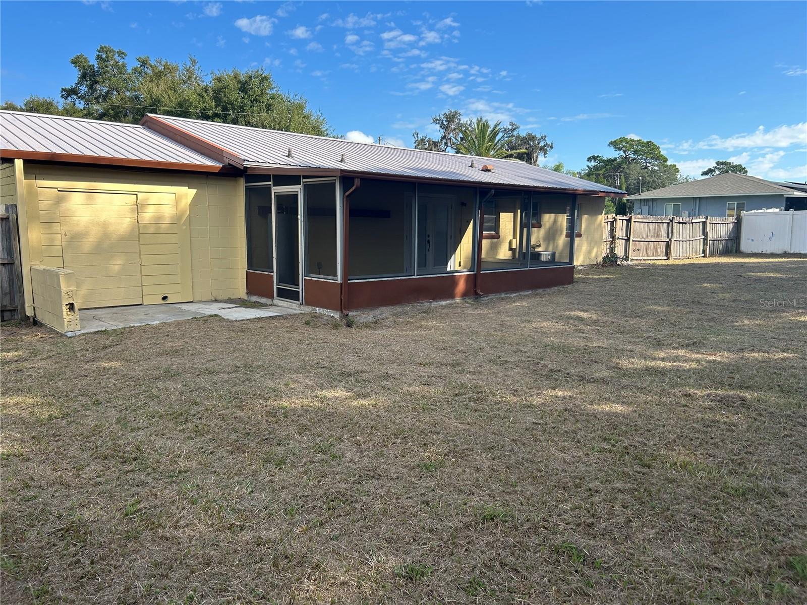 DEBARY DEV BUILDERS - Residential