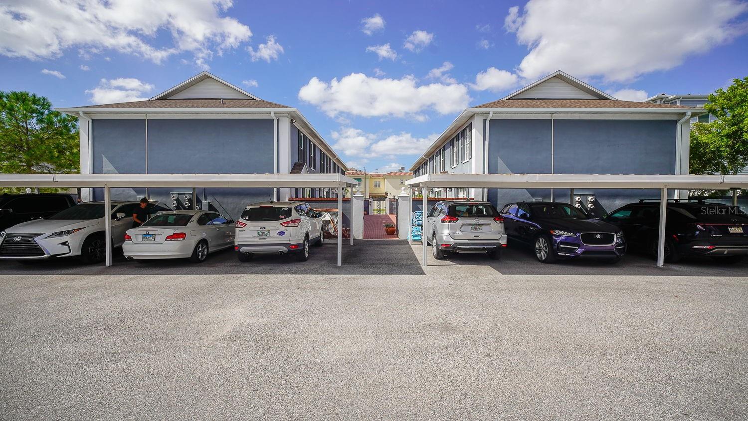 218 S TAMPANIA AVENUE -