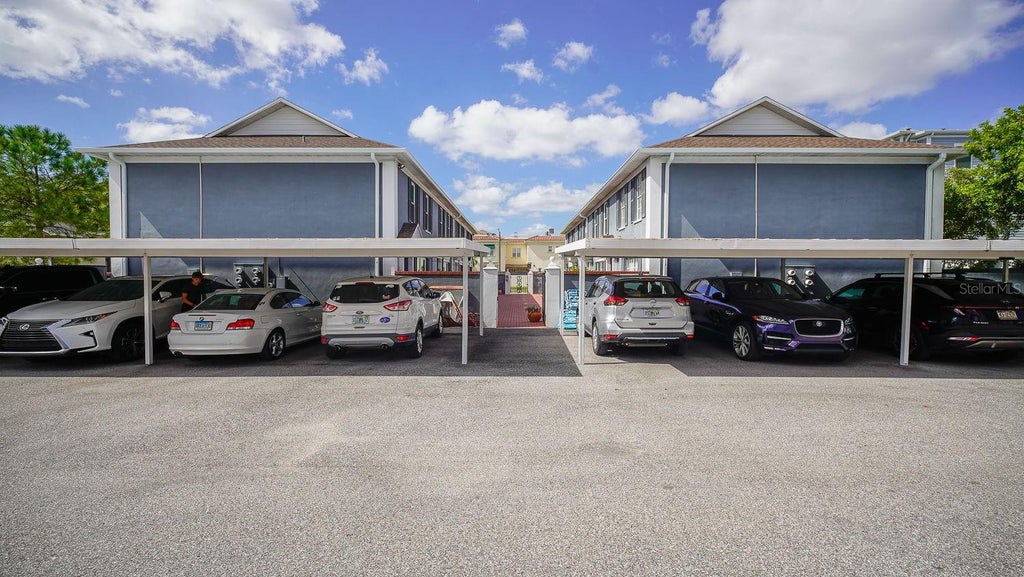 Photo of 218 S Tampania Avenue #-, Tampa, FL 33609 (MLS # TB8562168)