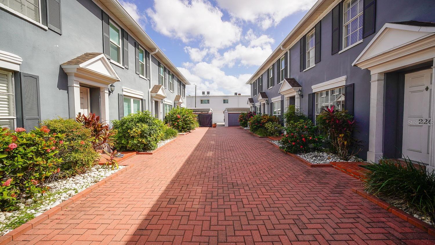 218 S TAMPANIA AVENUE -