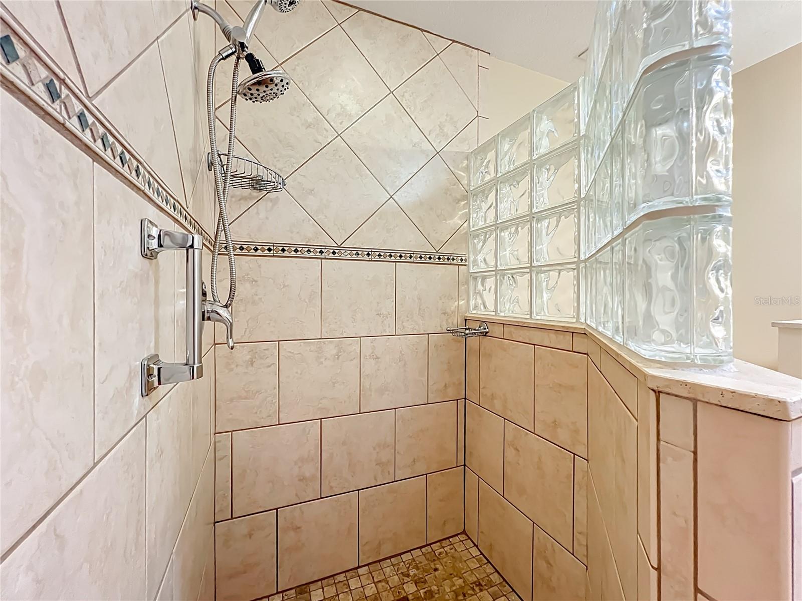 GREENWOOD LAKES UNIT 8 - Residential