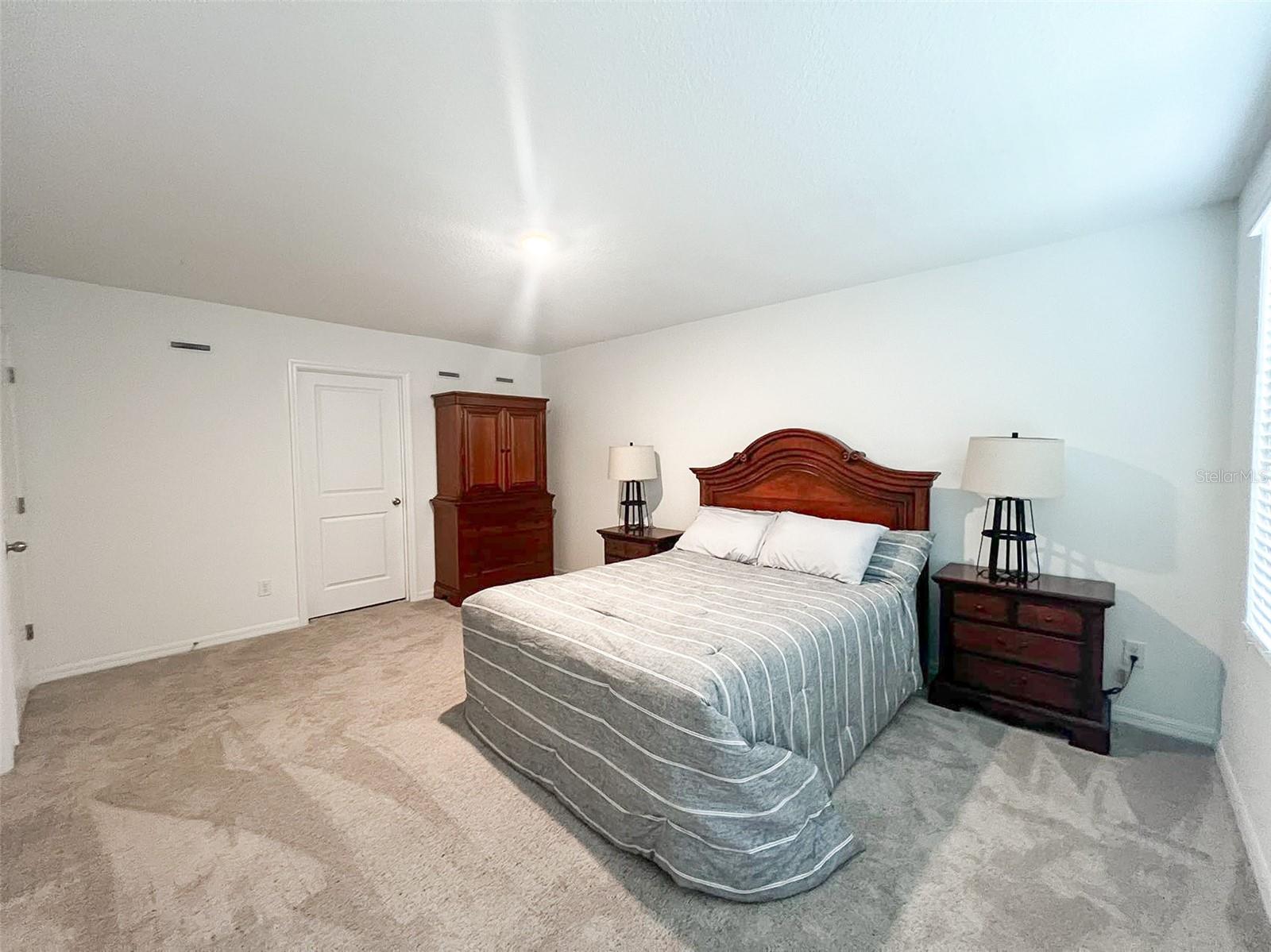 FESTIVAL PH 5 - Residential Lease