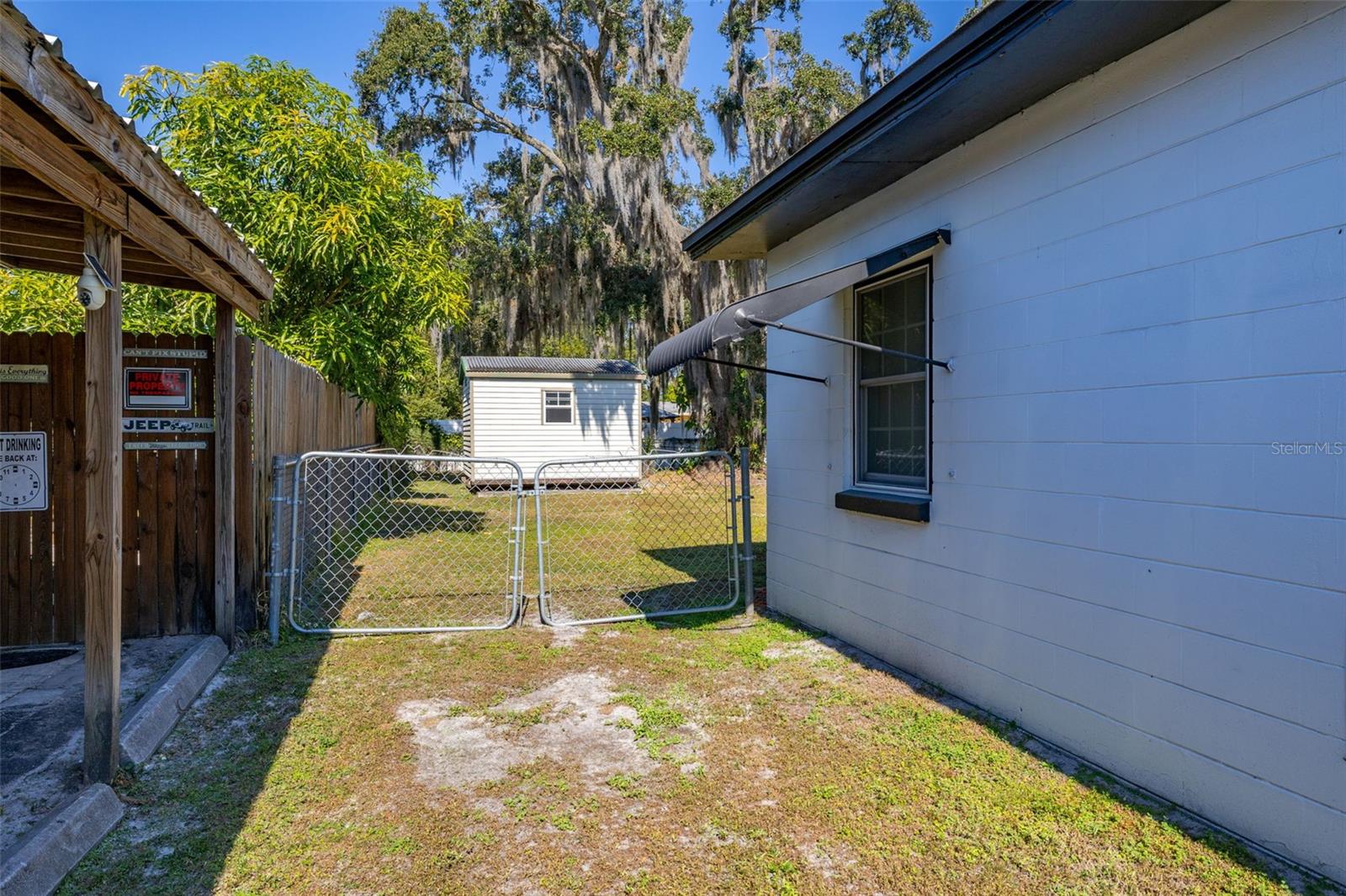 PINECREST - Residential