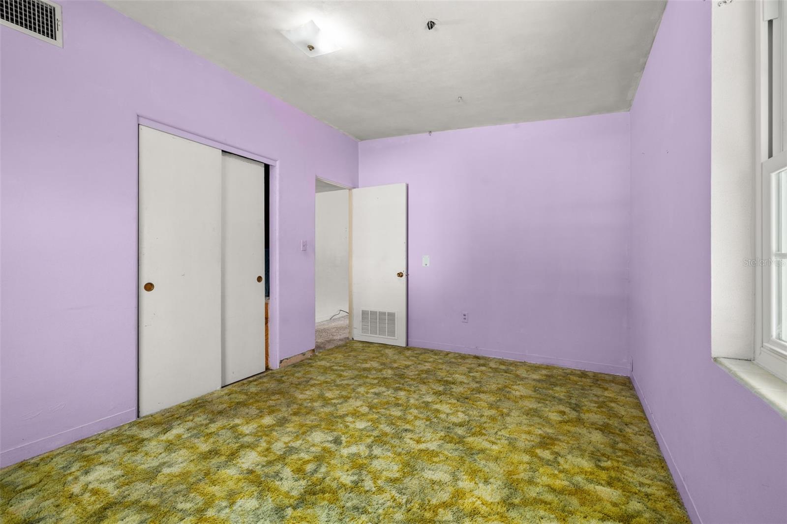 PINECREST - Residential