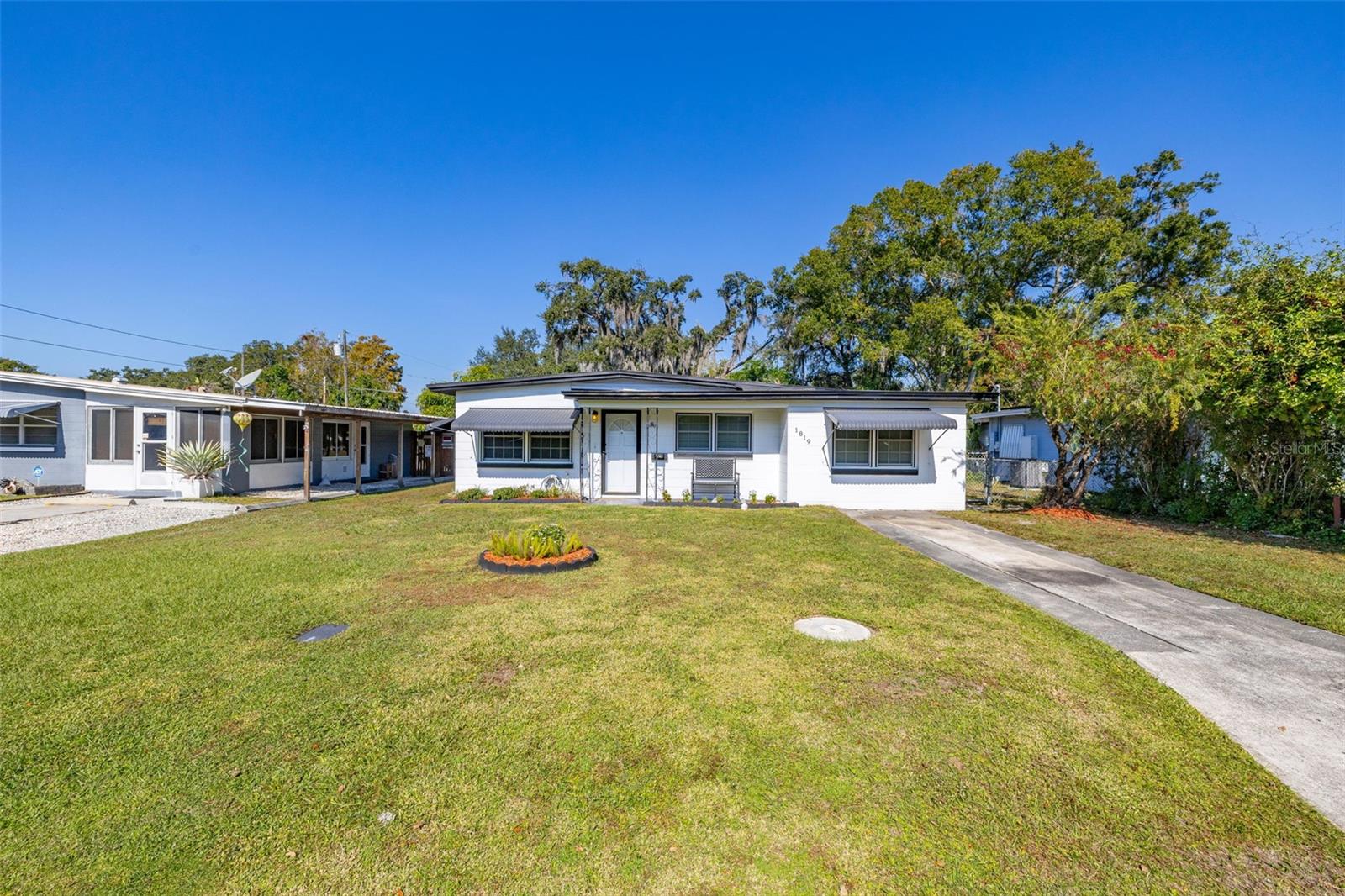 PINECREST - Residential