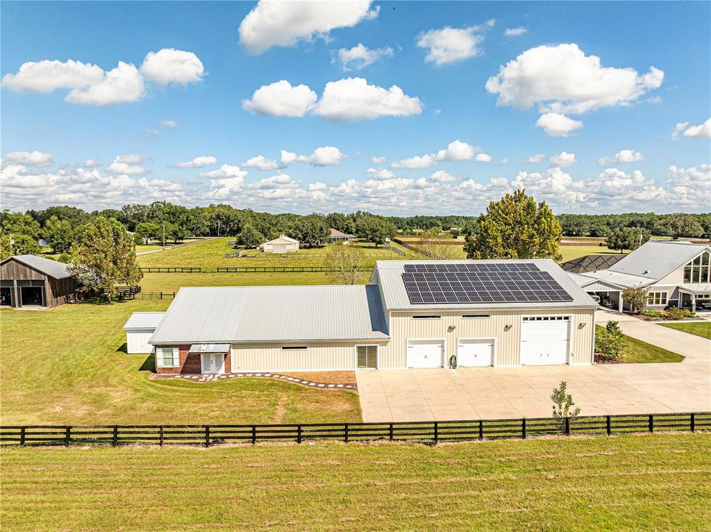 Photo of 2055 E C 462, Wildwood, FL 34785 (MLS # G5102821)