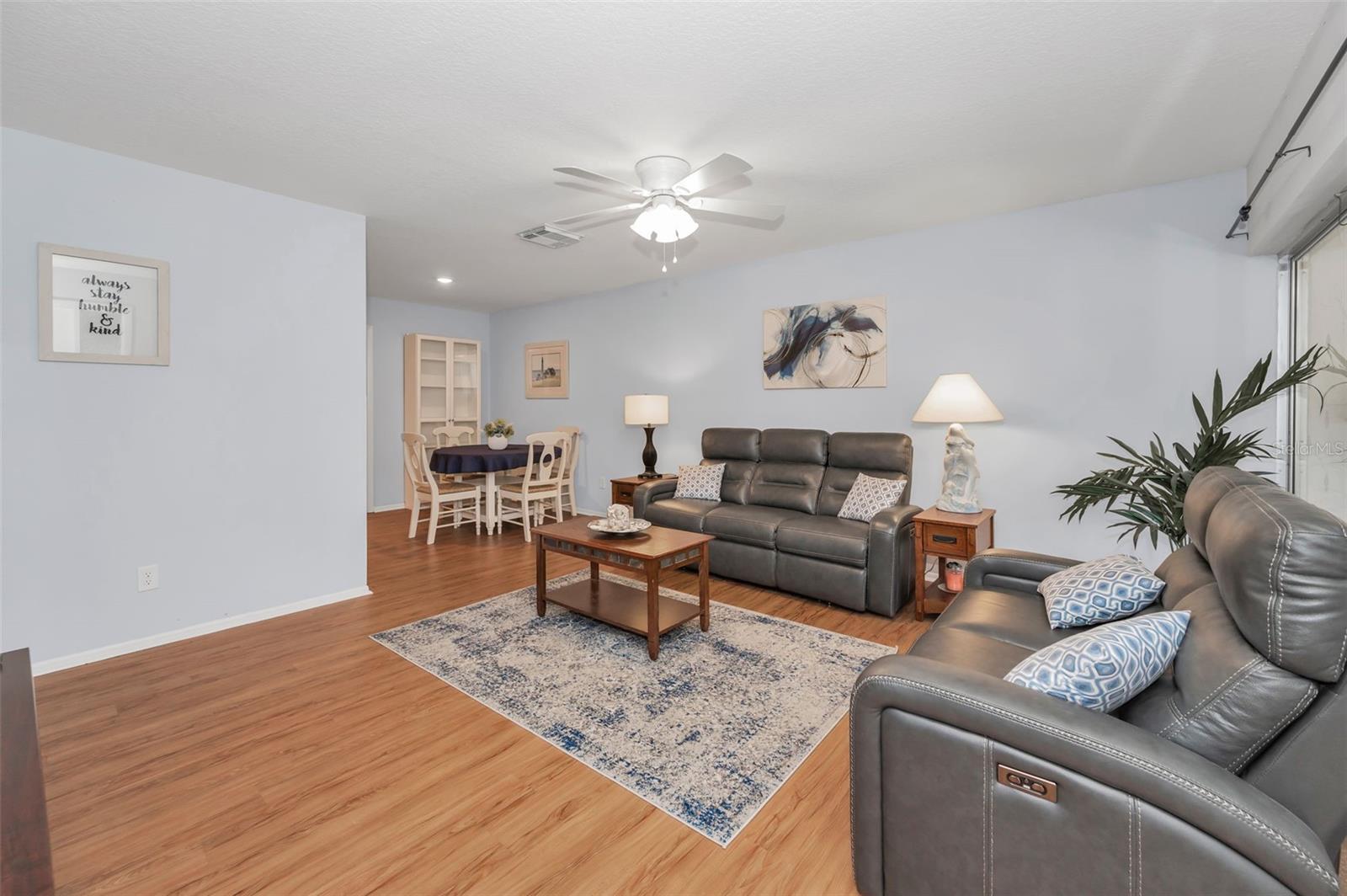 VILLA CONDO I - Residential