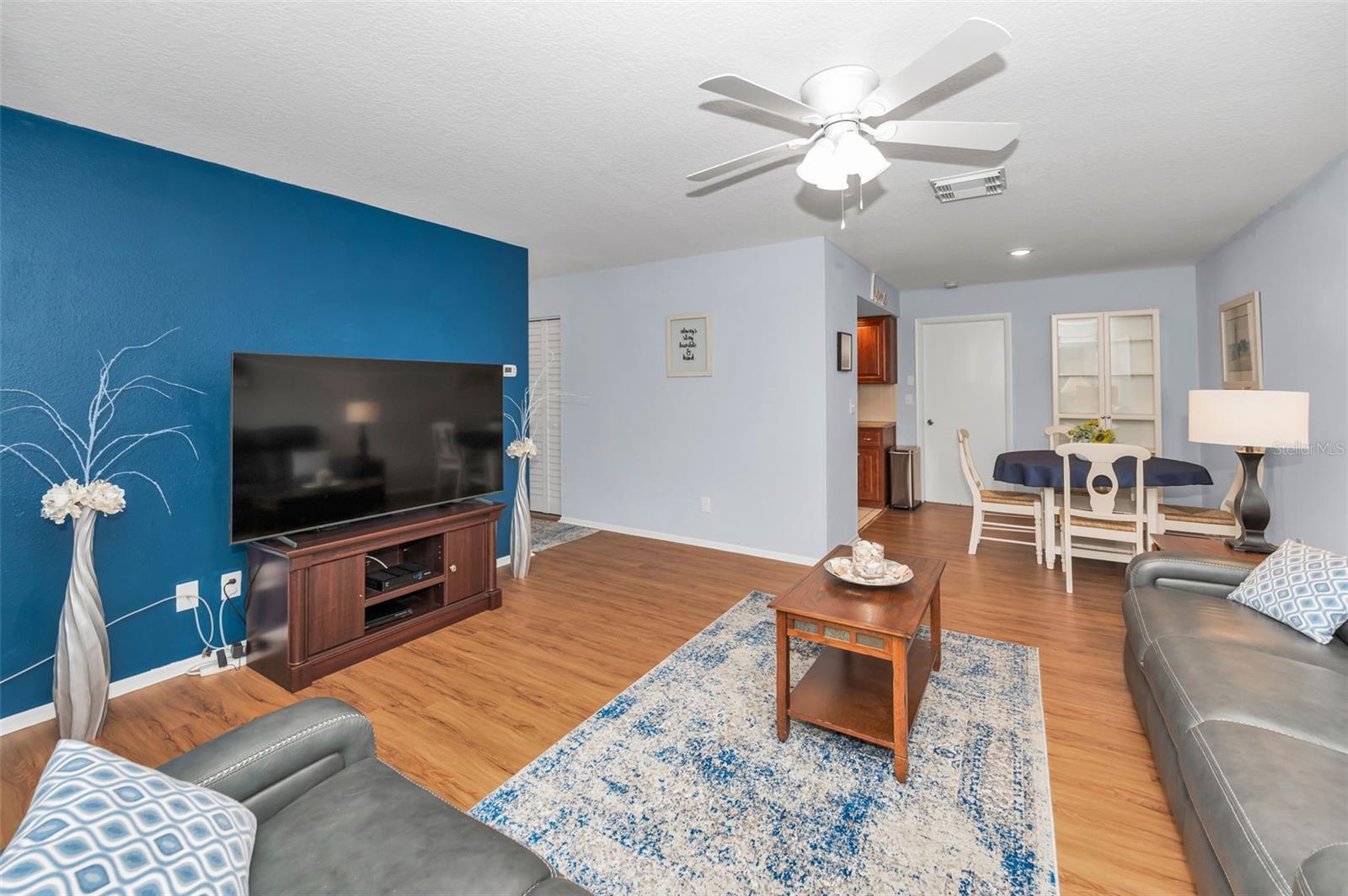 VILLA CONDO I - Residential