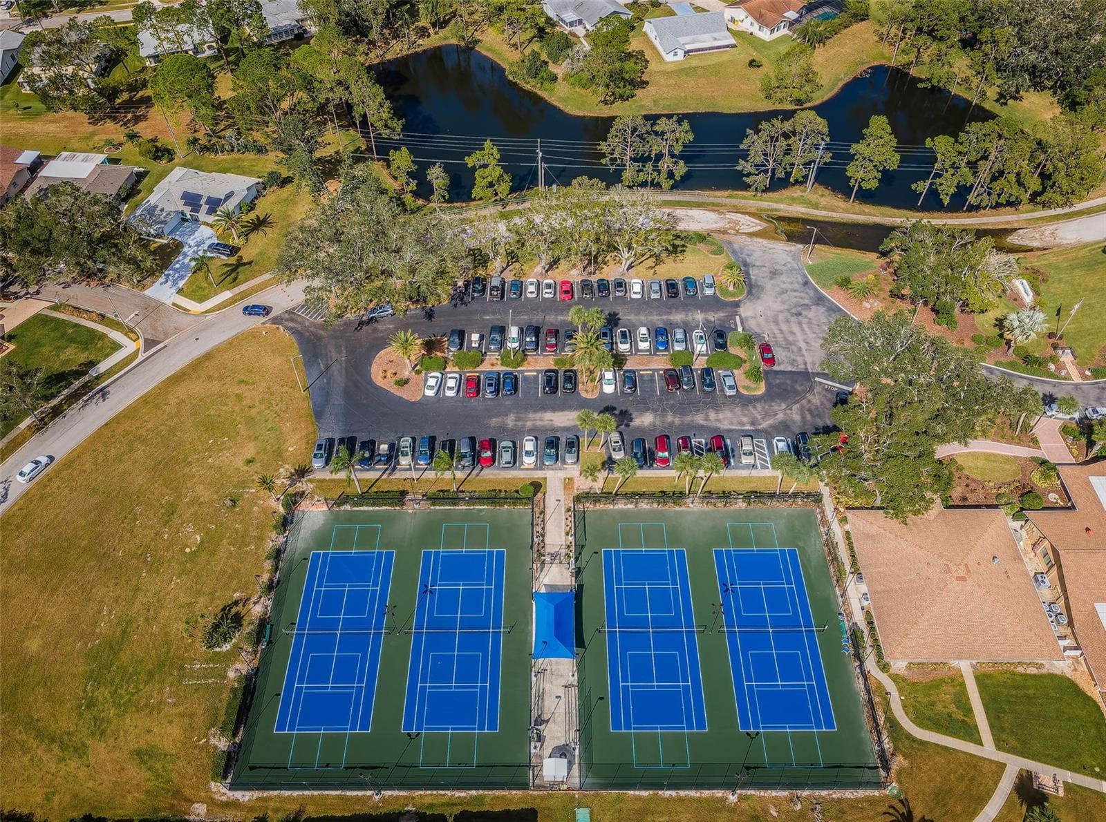 VILLA CONDO I - Residential