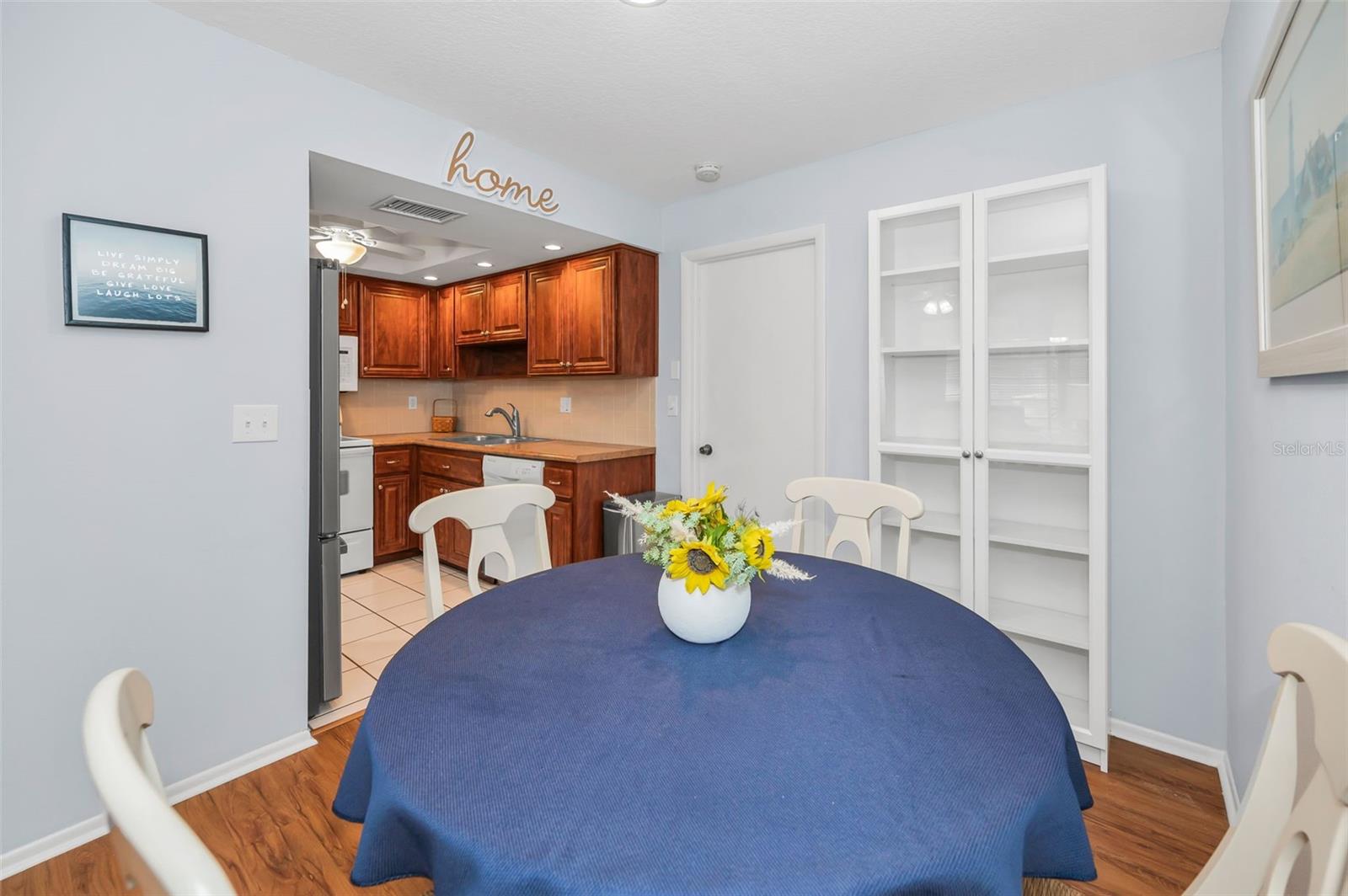 VILLA CONDO I - Residential