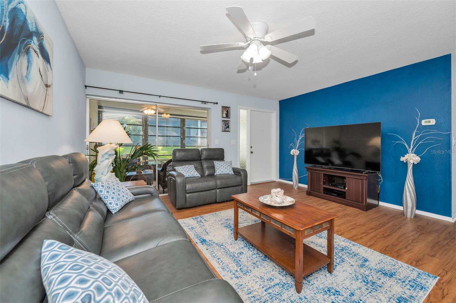 VILLA CONDO I - Residential