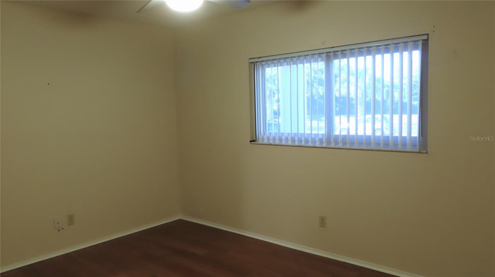 ON TOP OF THE WORLD - Residential