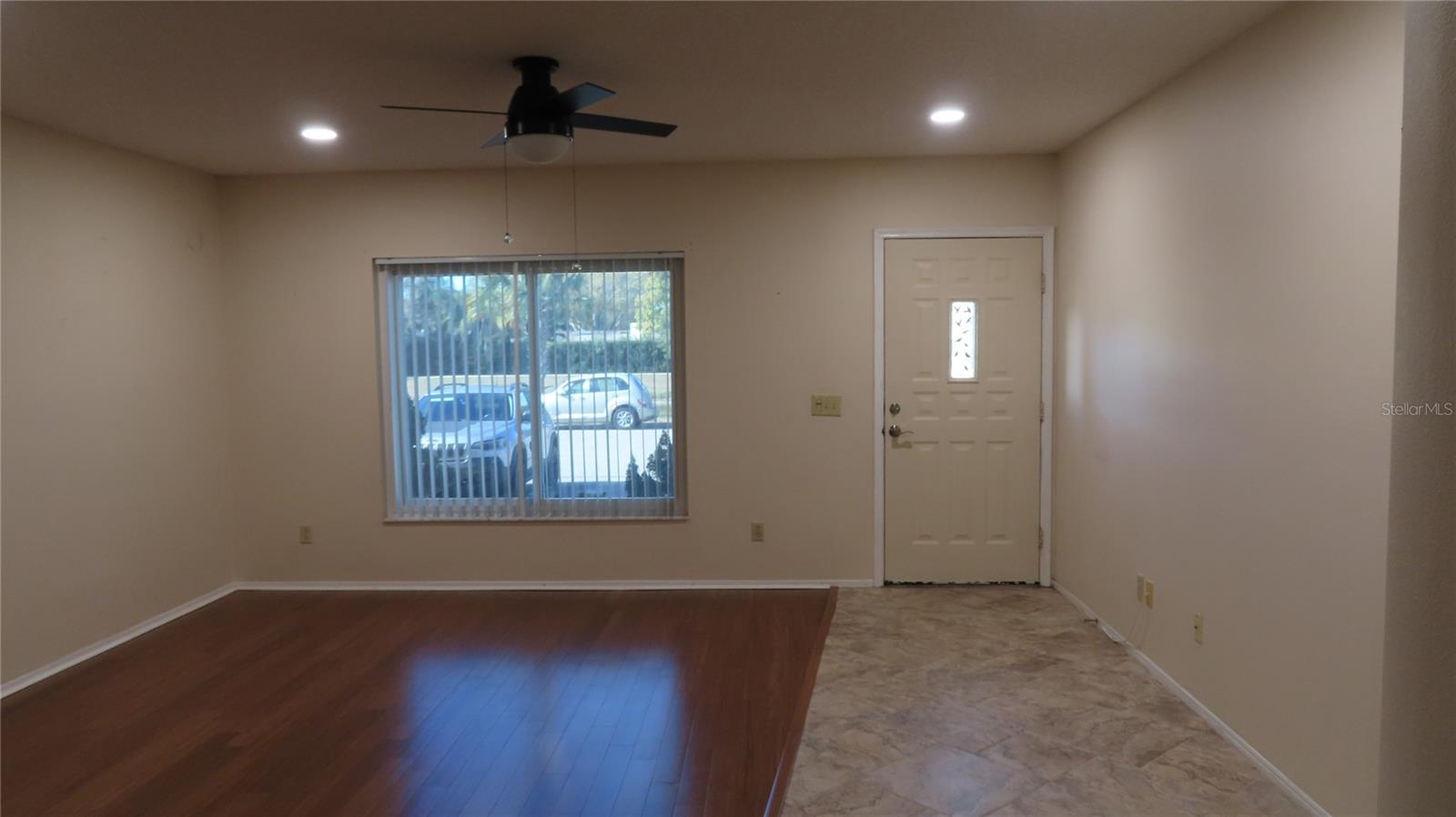 ON TOP OF THE WORLD - Residential