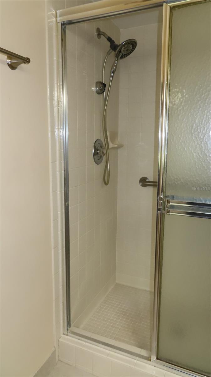 ON TOP OF THE WORLD - Residential