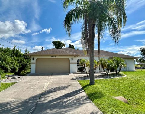 A home in PORT CHARLOTTE