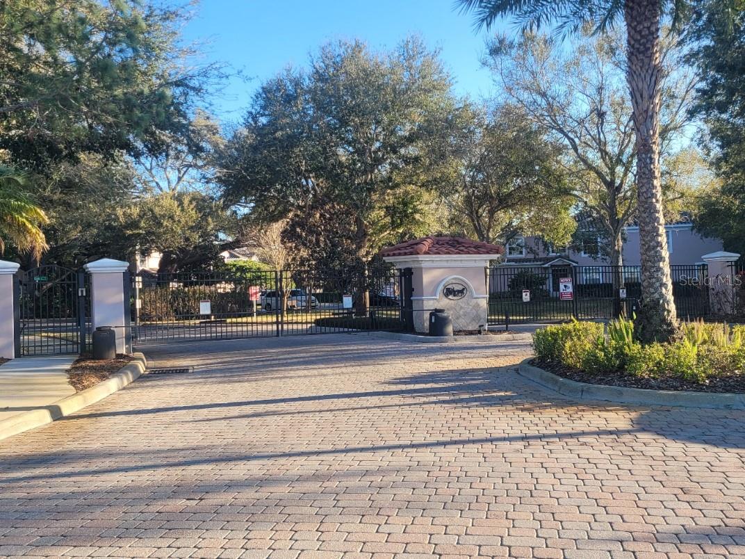 COACHMAN RESERVE CONDO - Residential Lease