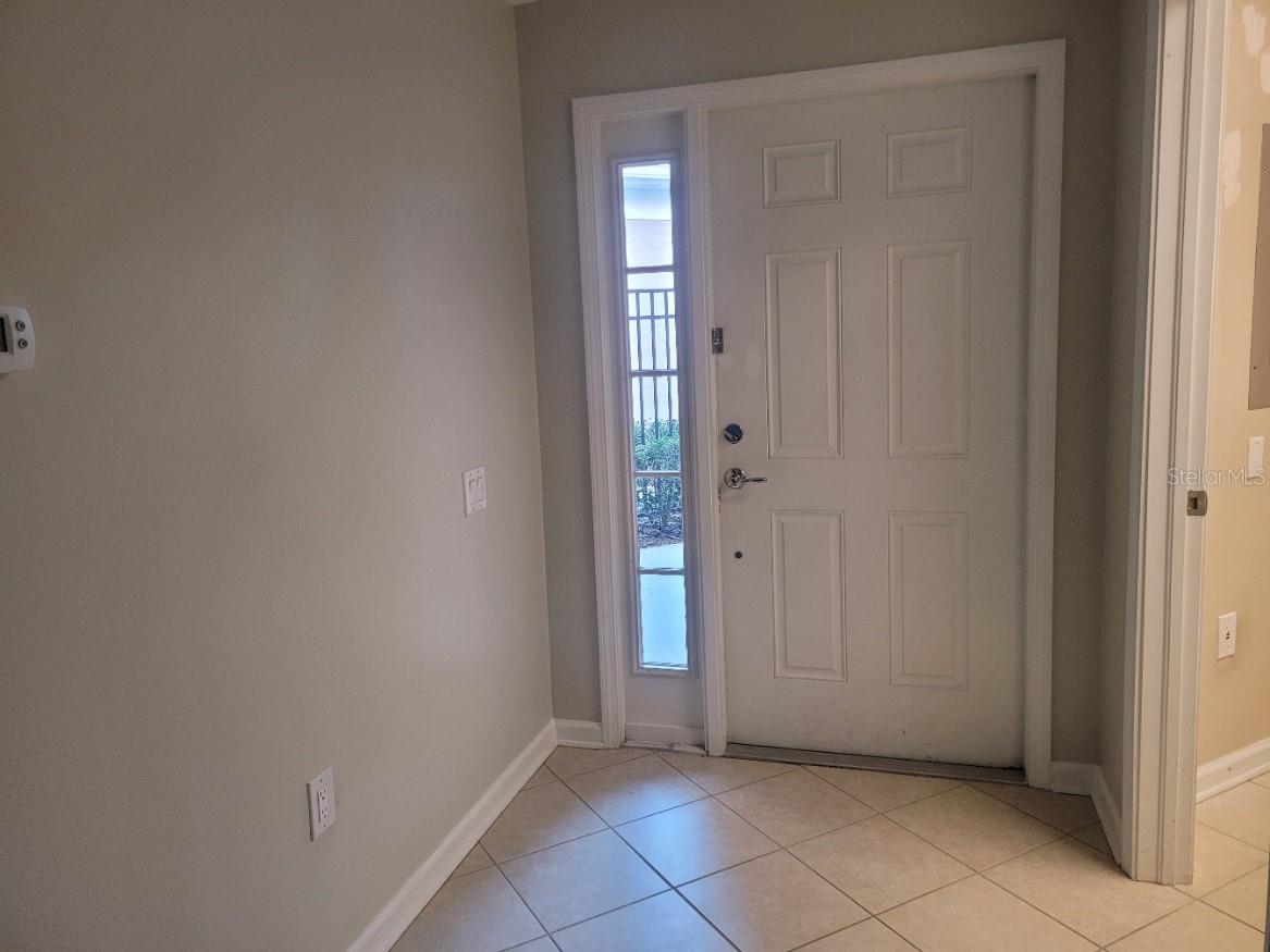 COACHMAN RESERVE CONDO - Residential Lease