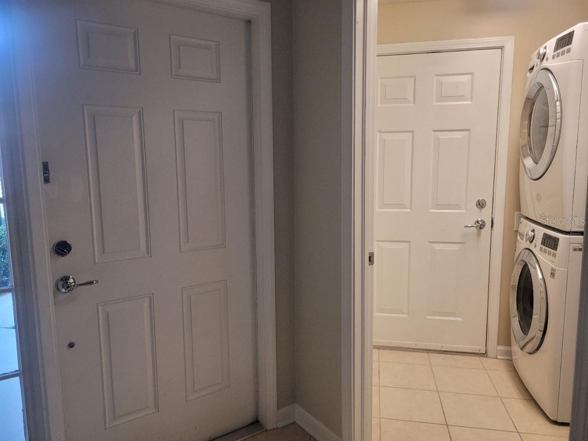 COACHMAN RESERVE CONDO - Residential Lease