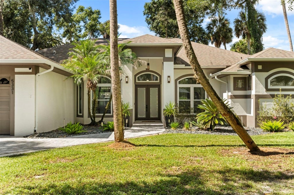 Photo of 5331 Lake Bluff Terrace, Sanford, FL 32771 (MLS # O6449872)