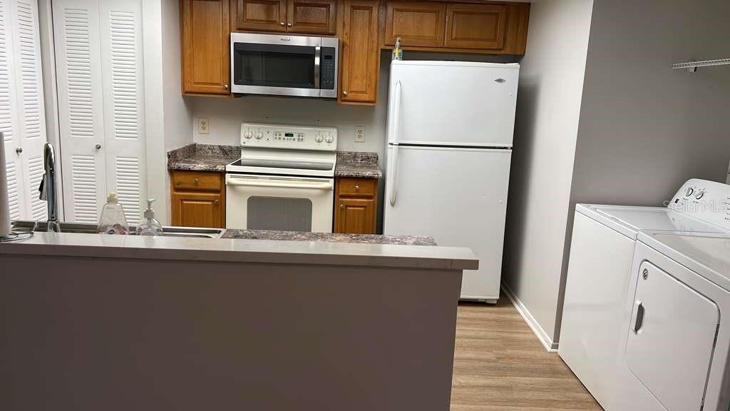 PINE SHADOWS CONDO PH 5 - Residential Lease