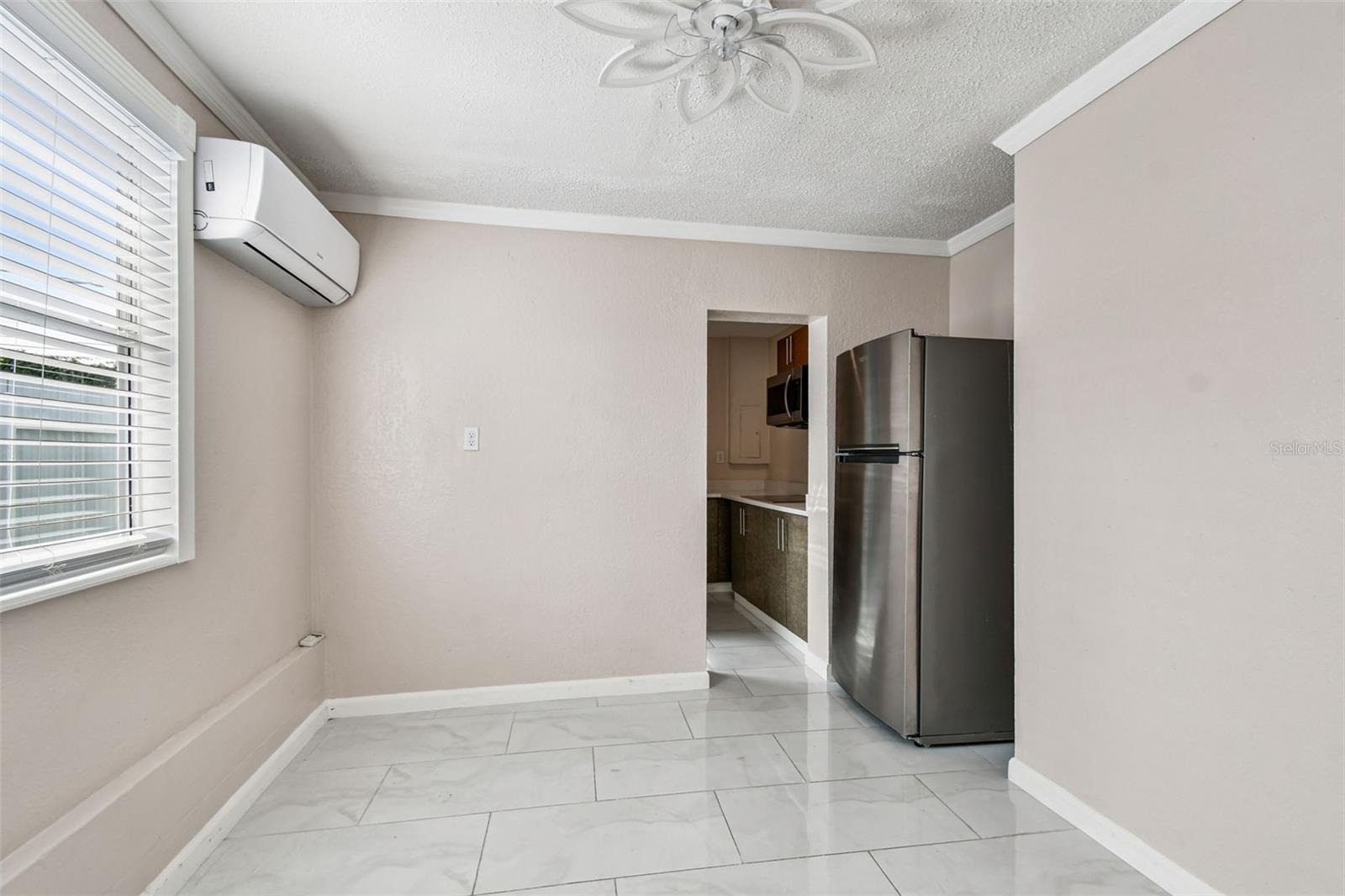 PREMIER TERRACE - Residential Lease