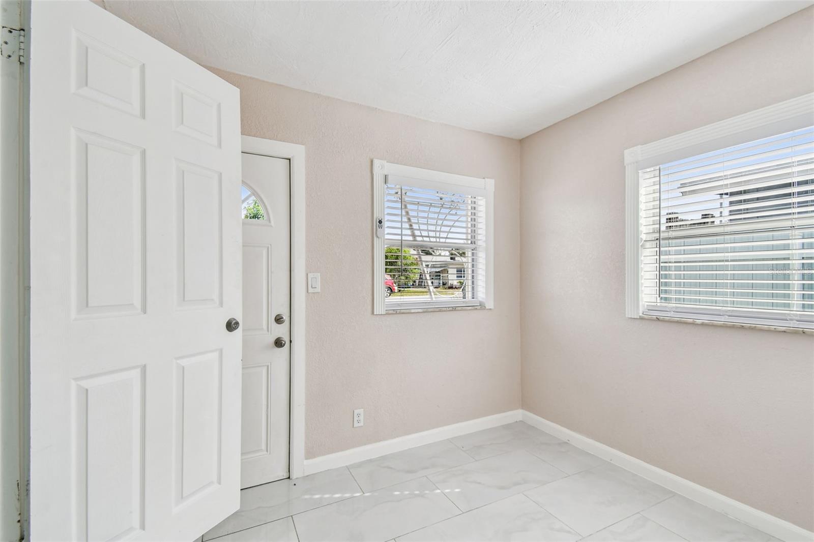 PREMIER TERRACE - Residential Lease