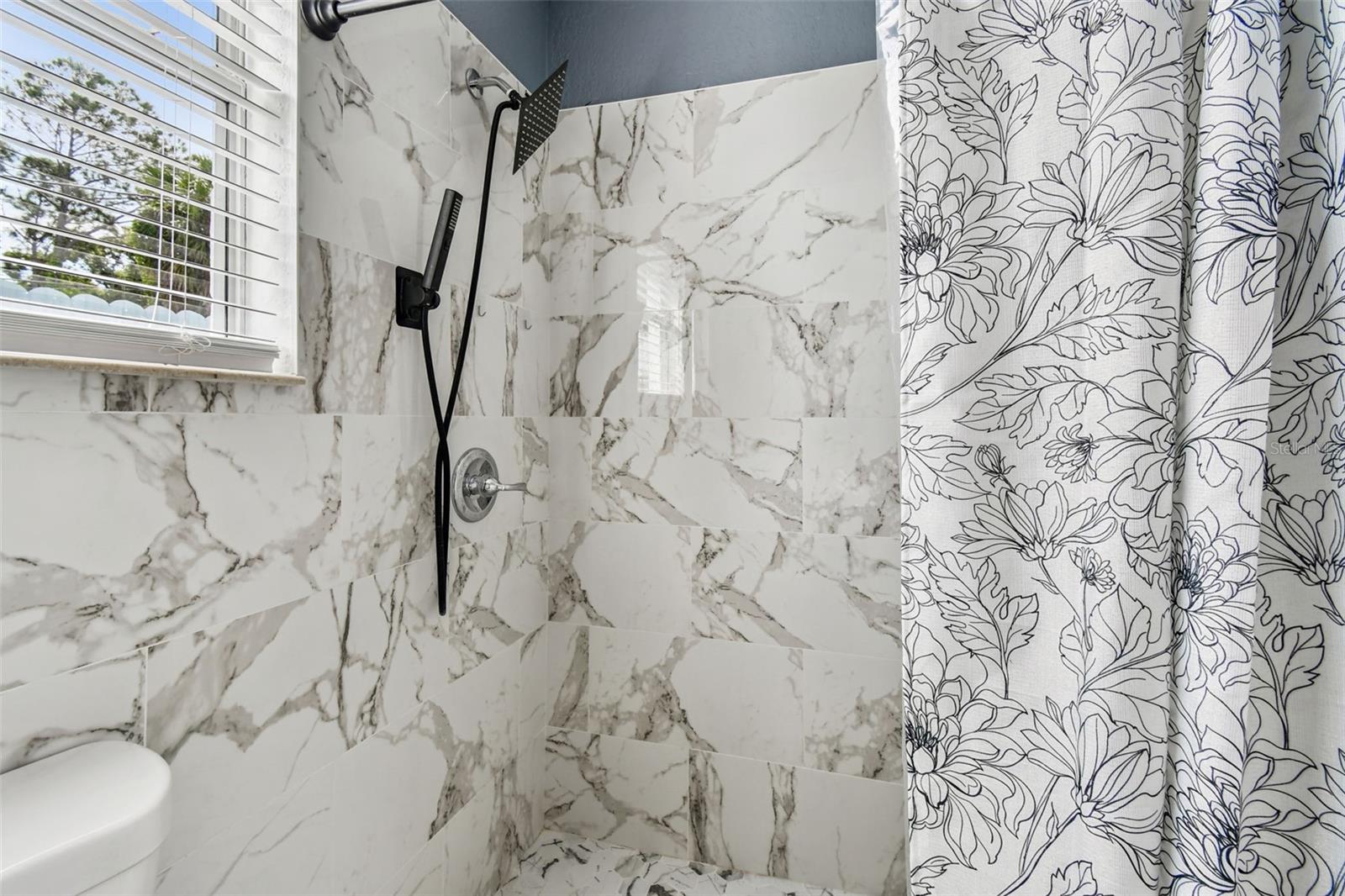 PREMIER TERRACE - Residential Lease