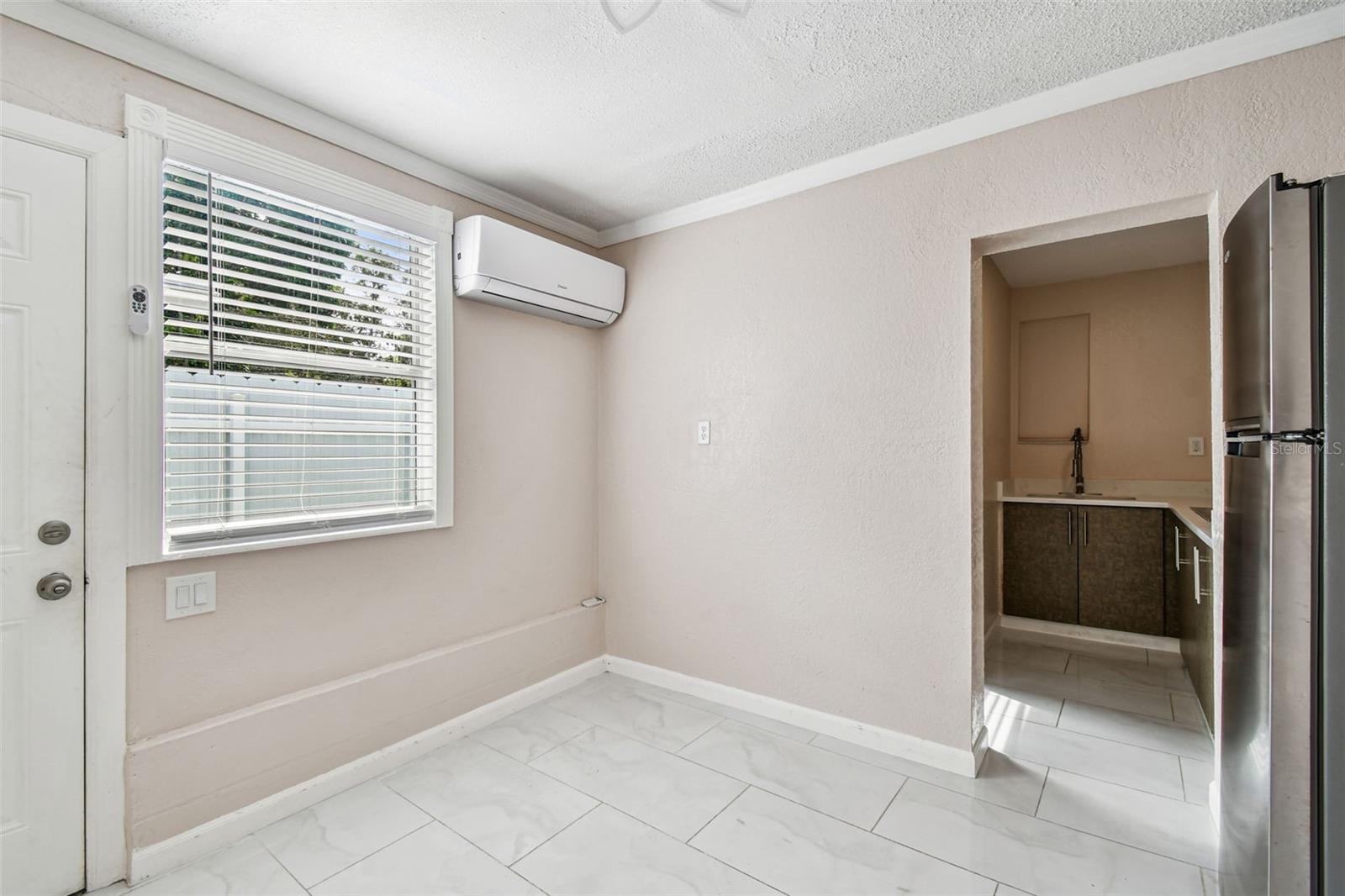 PREMIER TERRACE - Residential Lease