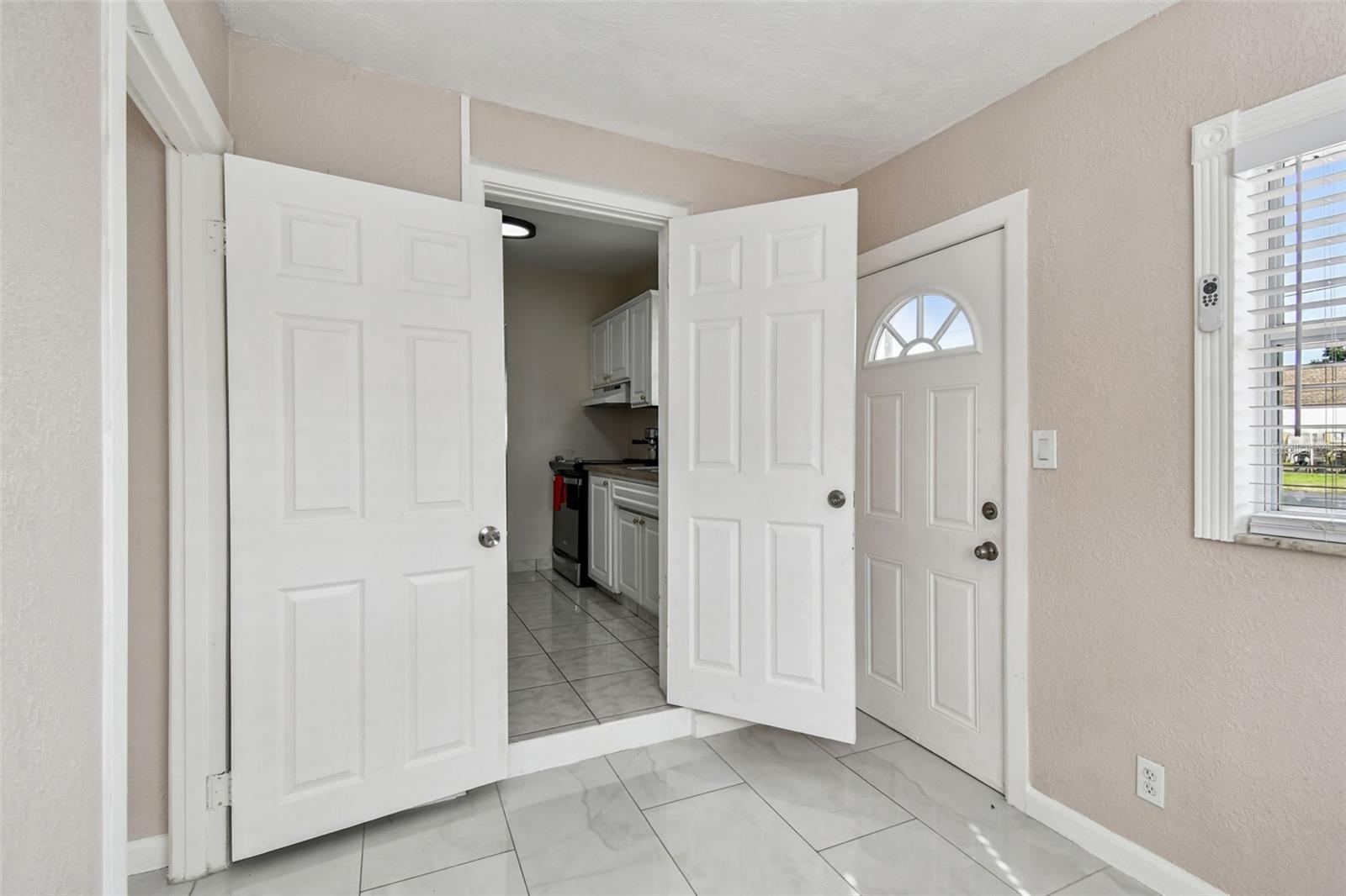 PREMIER TERRACE - Residential Lease