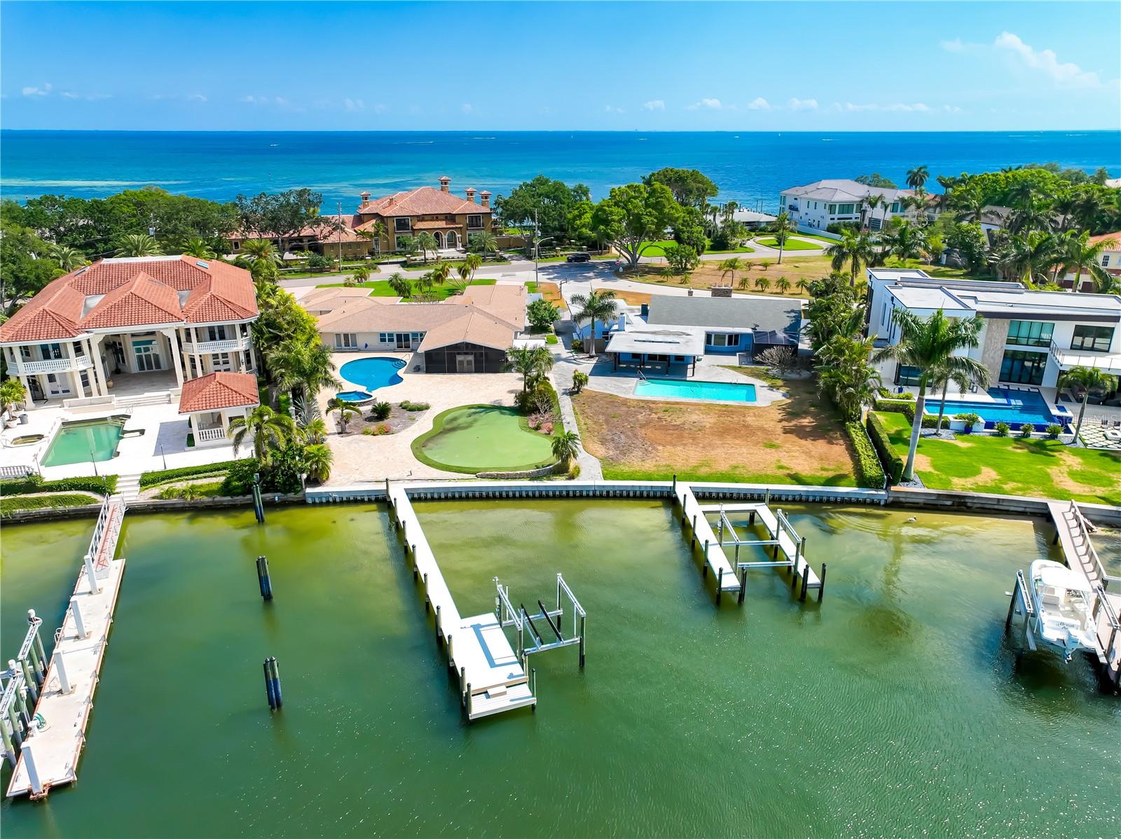 SNELL ISLE BRIGHTWATERS UNIT B - Residential