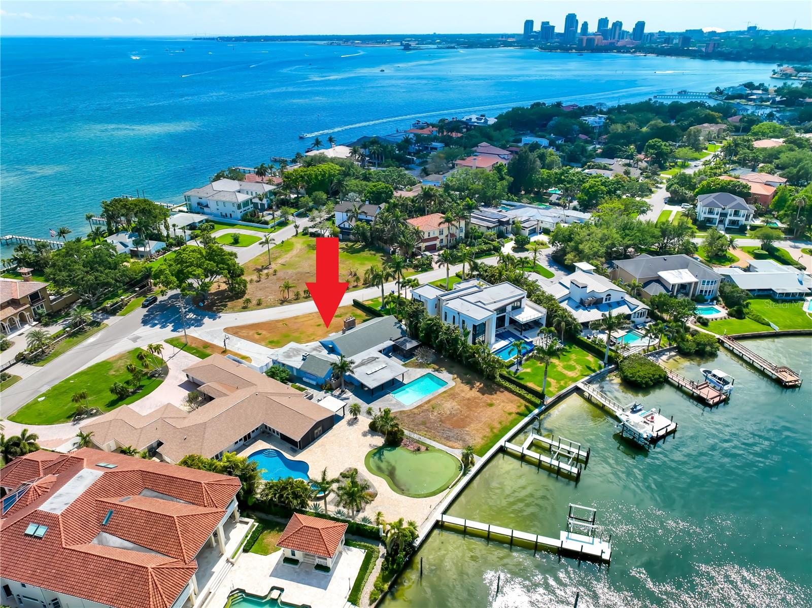 SNELL ISLE BRIGHTWATERS UNIT B - Residential