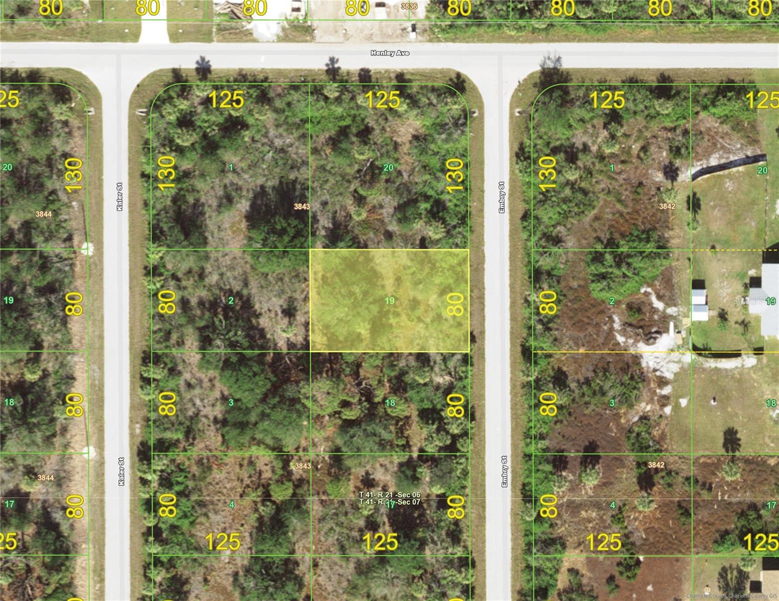 Homesite in growing area with gorgeous gulf beaches just a short distance away. Stores, restaurants and golf courses are all within a few miles.