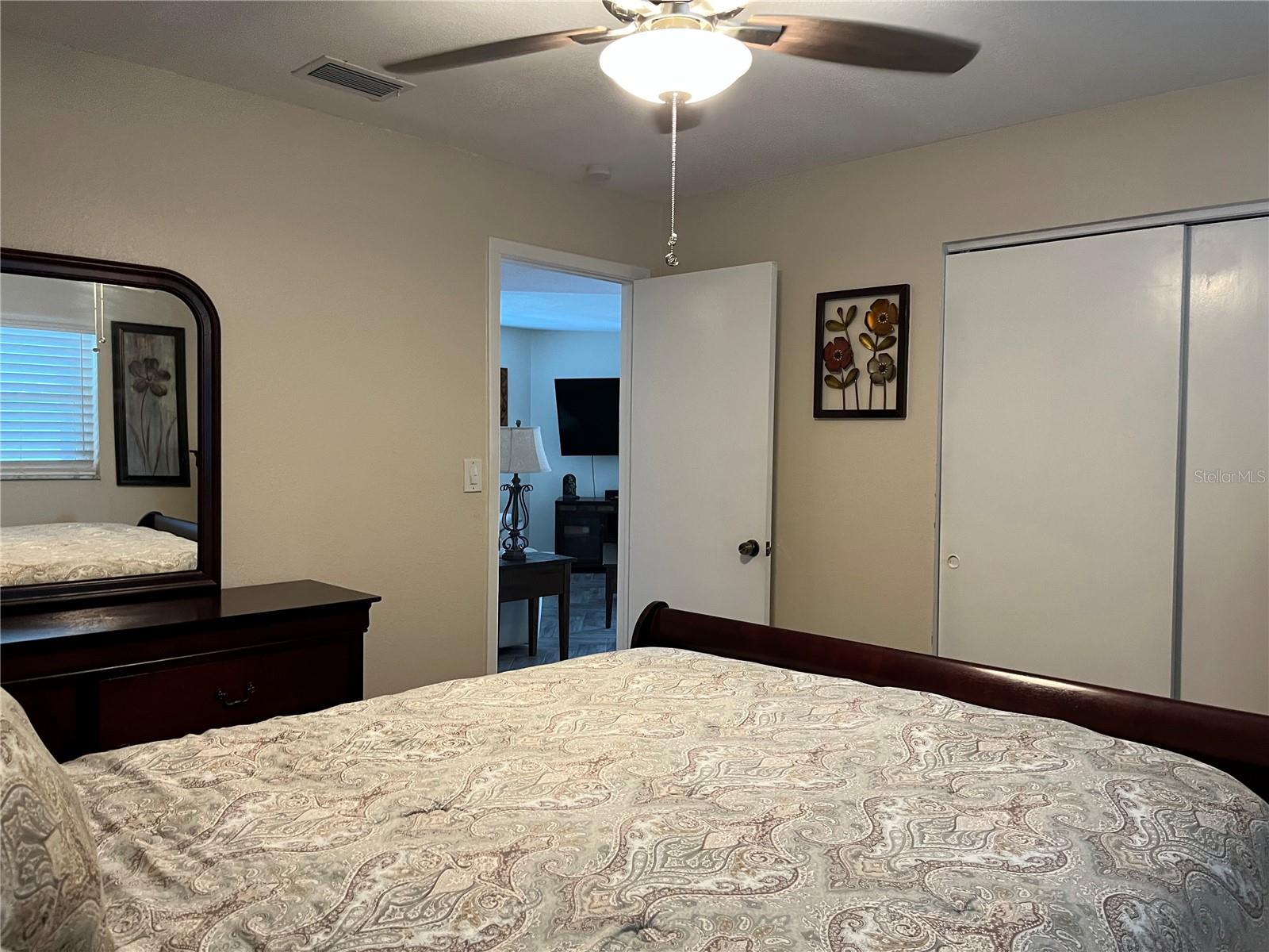 M B R CONDO - Residential Lease