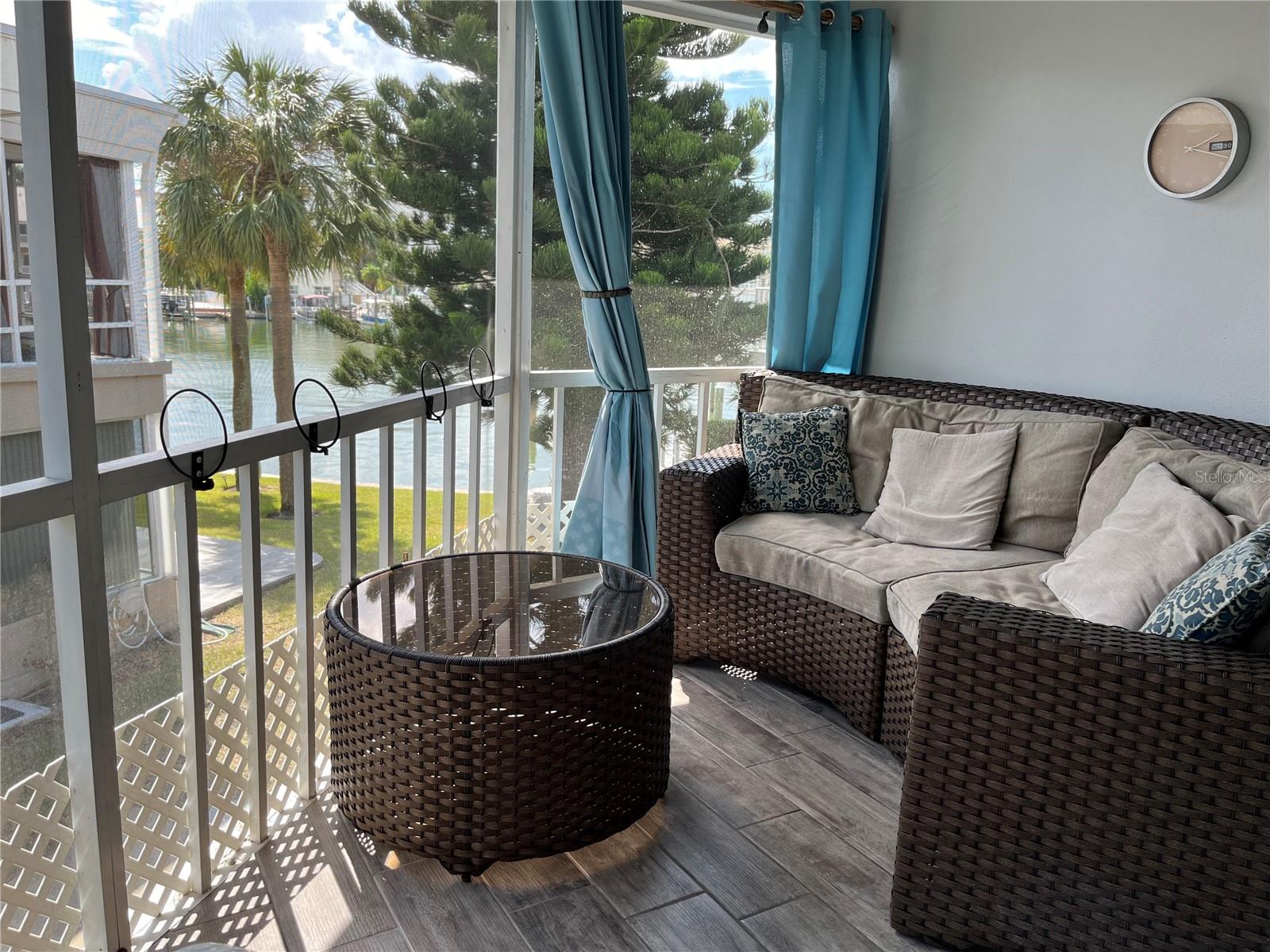 M B R CONDO - Residential Lease