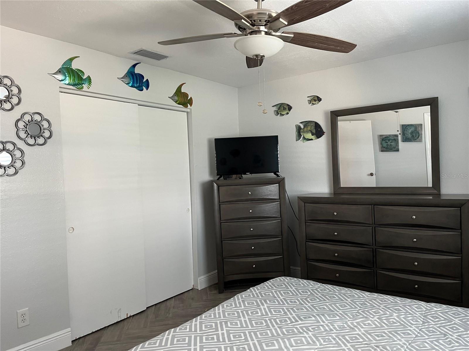 M B R CONDO - Residential Lease