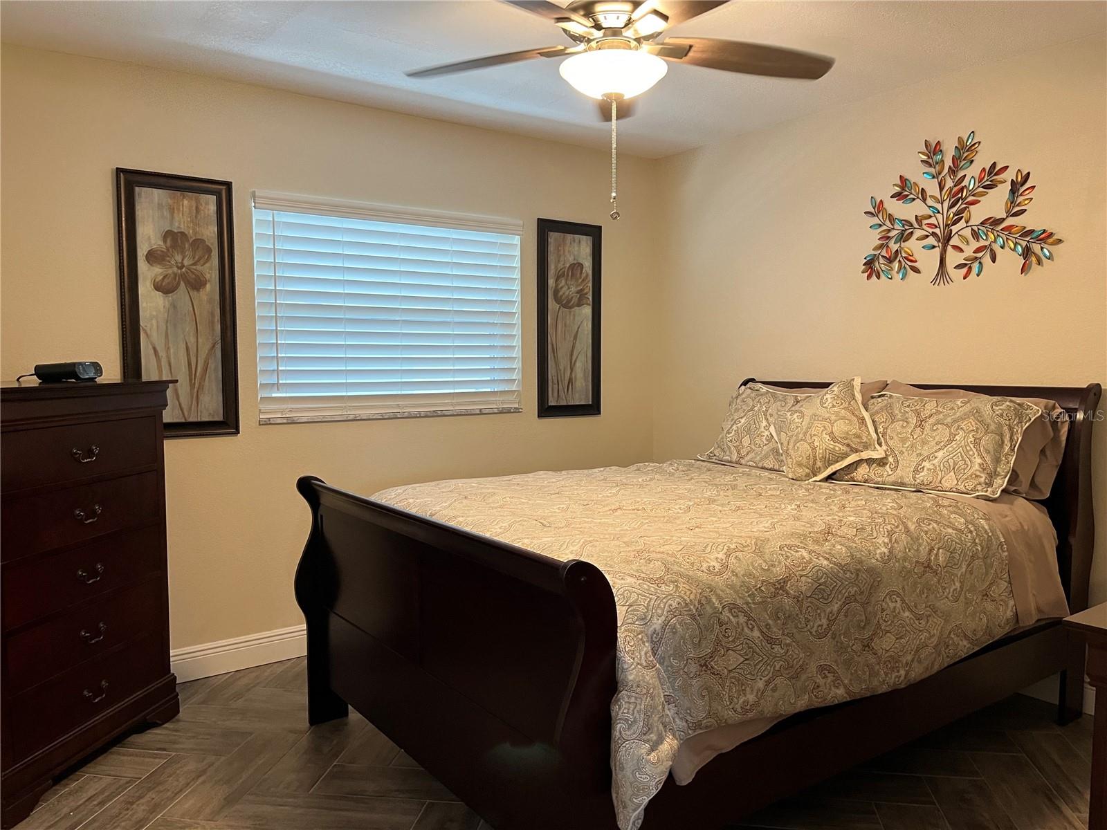 M B R CONDO - Residential Lease