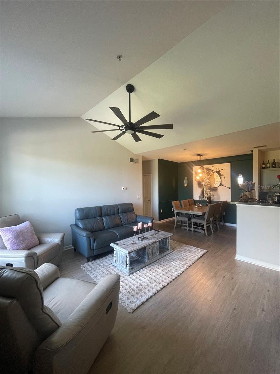 THE PALMS OF CORTEZ - Residential