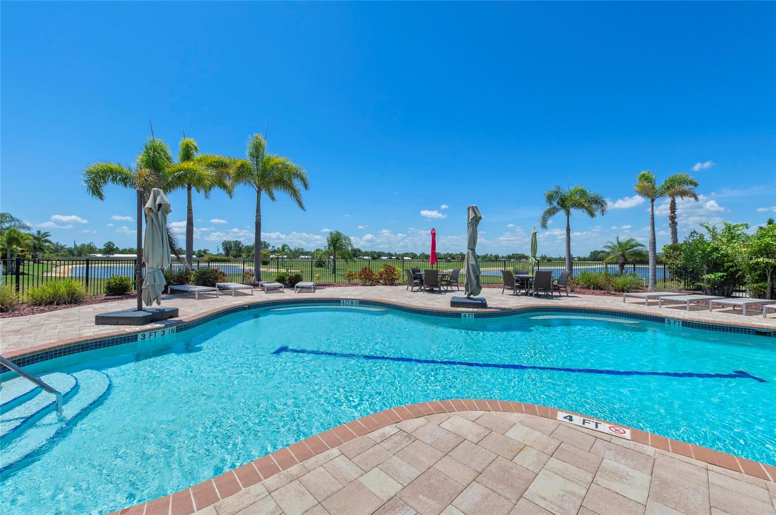 THORNTON CREEK MOTORCOACH RESIDENCE - Residential