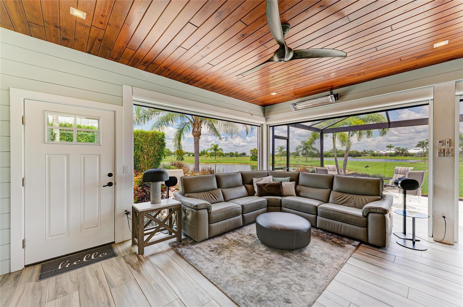 THORNTON CREEK MOTORCOACH RESIDENCE - Residential