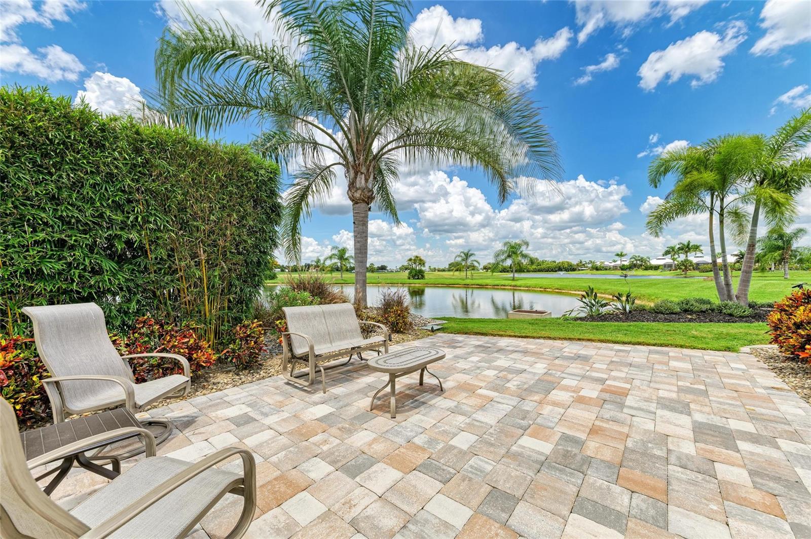 THORNTON CREEK MOTORCOACH RESIDENCE - Residential