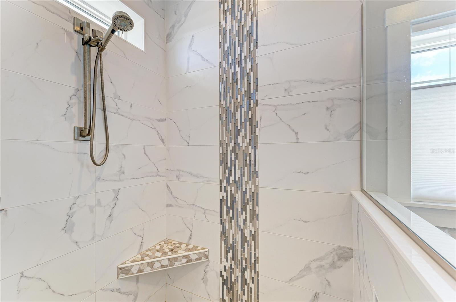 THORNTON CREEK MOTORCOACH RESIDENCE - Residential