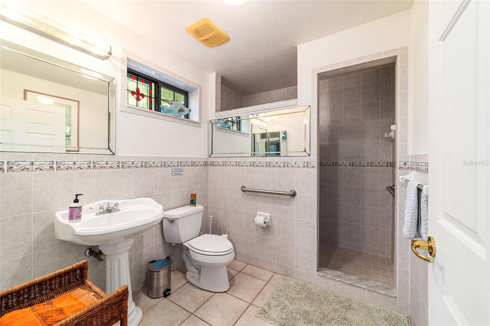 AKINS - Residential