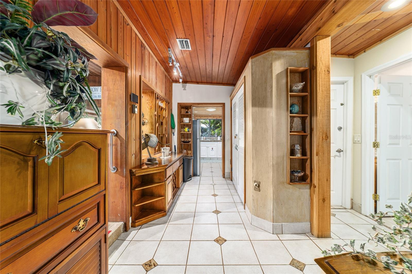 AKINS - Residential