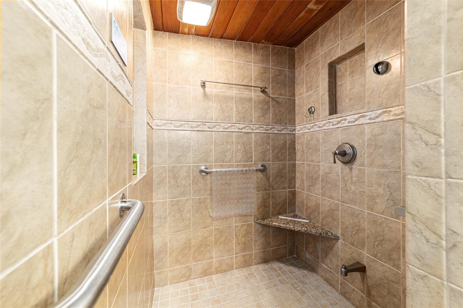 AKINS - Residential