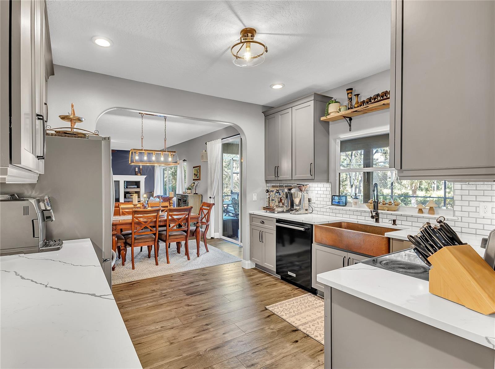 PLEASANT OAKS - Residential