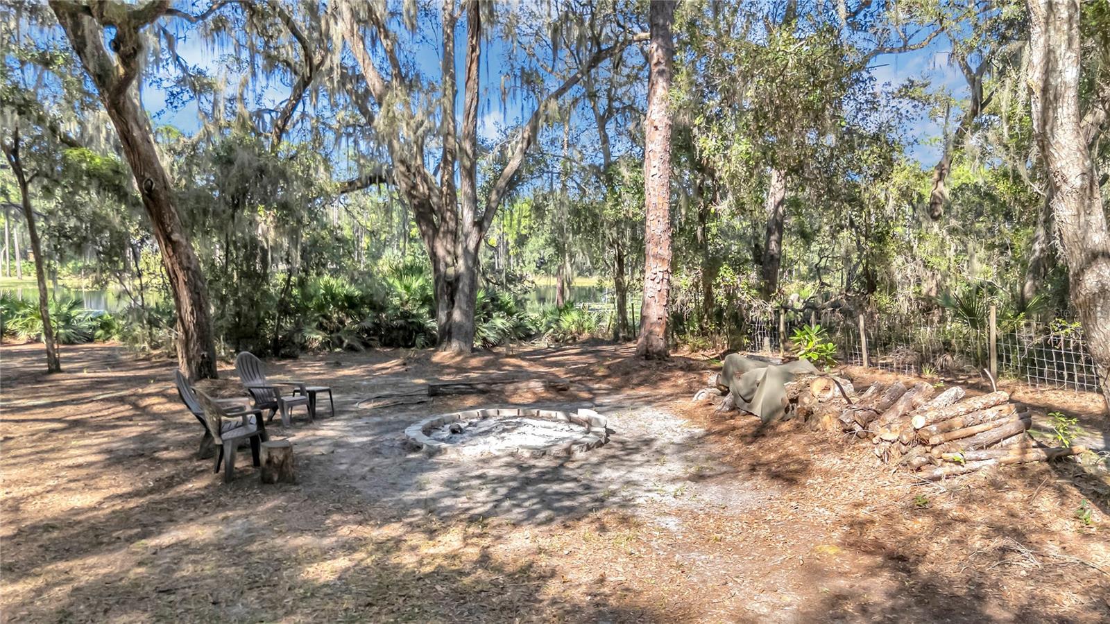 PLEASANT OAKS - Residential